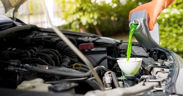 Application of alcohol in car antifreeze